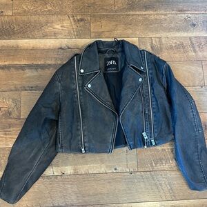 Zara Black Biker Jacket, cropped size M